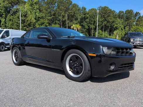Used 2013 Chevrolet Camaro LS RWD image 2