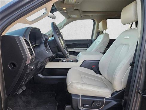 Used 2021 Ford Expedition Max Platinum AWD/4WD image 13