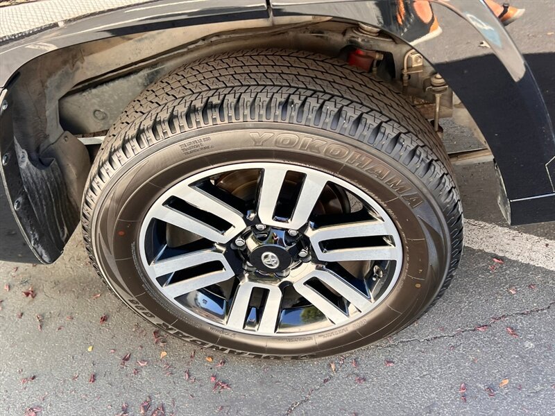 Used 2023 Toyota 4Runner Limited AWD/4WD image 12