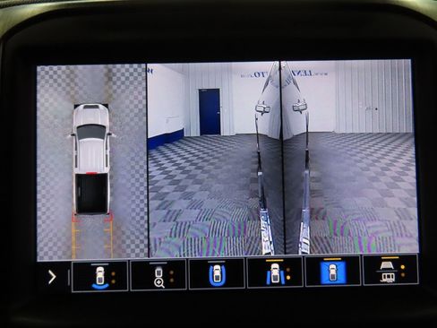 Used 2022 GMC Sierra 2500 Denali w/ Denali Ultimate Package image 19