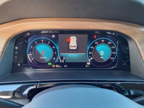 New 2026 Volkswagen Atlas SE image 19