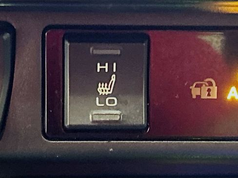 Used 2025 Toyota RAV4 XSE image 18