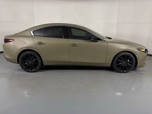 Used 2024 MAZDA MAZDA3 s image 11
