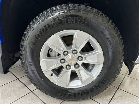 Certified 2025 Chevrolet Silverado 1500 LT image 17