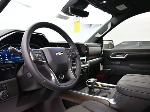 New 2025 Chevrolet Silverado 1500 High Country w/ Technology Package AWD/4WD image 19