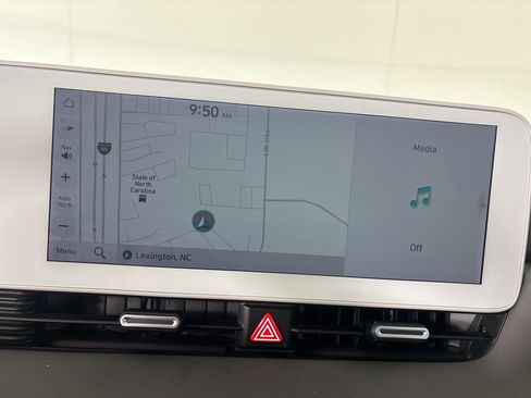 Used 2024 Hyundai Ioniq 5 SEL AWD/4WD image 16