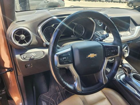 Used 2019 Chevrolet Blazer Premier w/ Driver Confidence II Package image 9