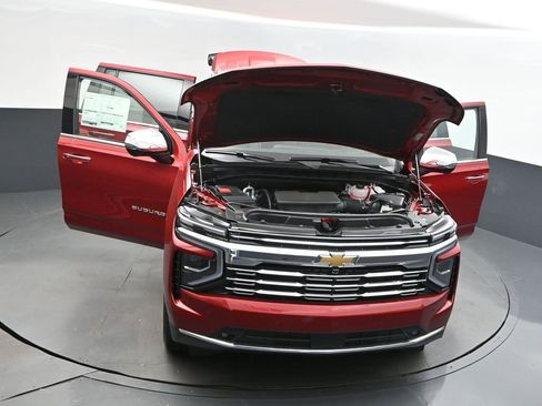 New 2025 Chevrolet Suburban Premier image 53