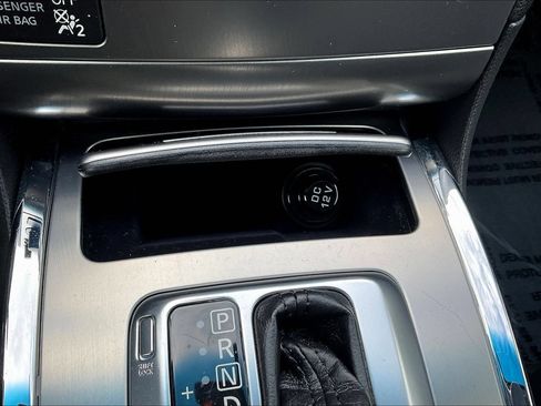 Used 2015 INFINITI Q40 AWD w/ Navigation Package image 15