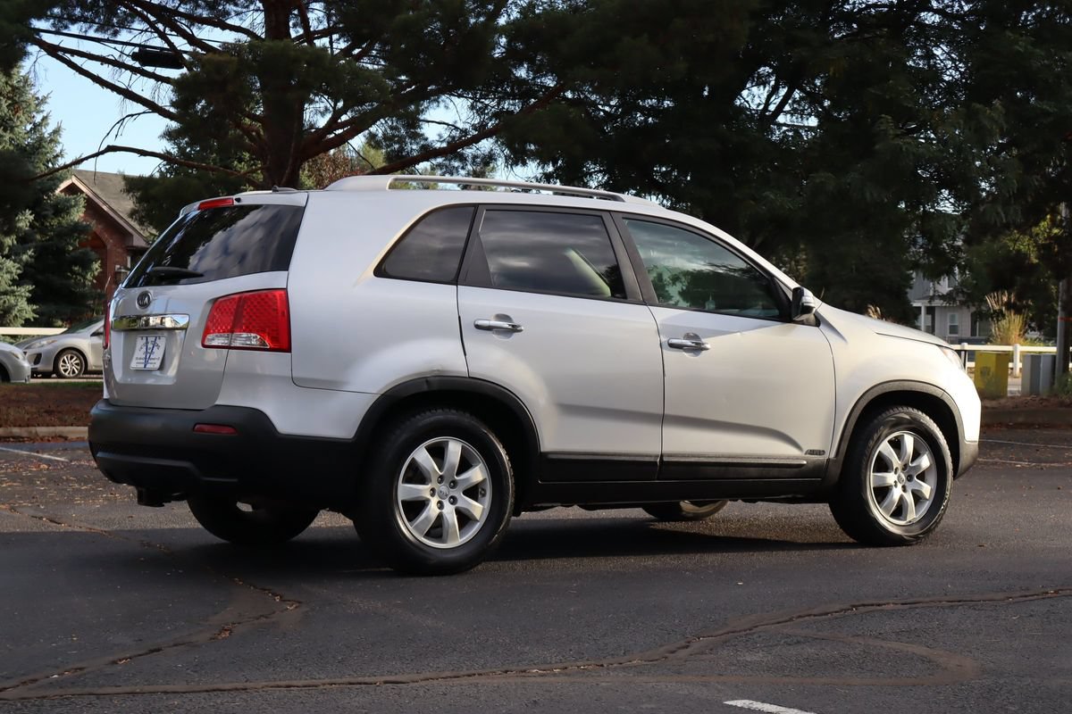 Used 2013 Kia Sorento LX AWD/4WD image 5