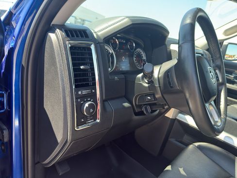 Used 2017 RAM 1500 Laramie w/ Convenience Group AWD/4WD image 15