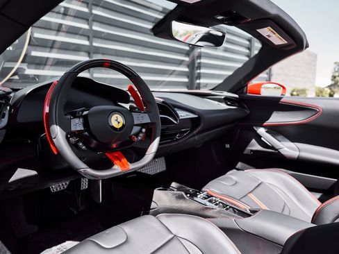 Used 2025 Ferrari SF90 Spider AWD/4WD image 2