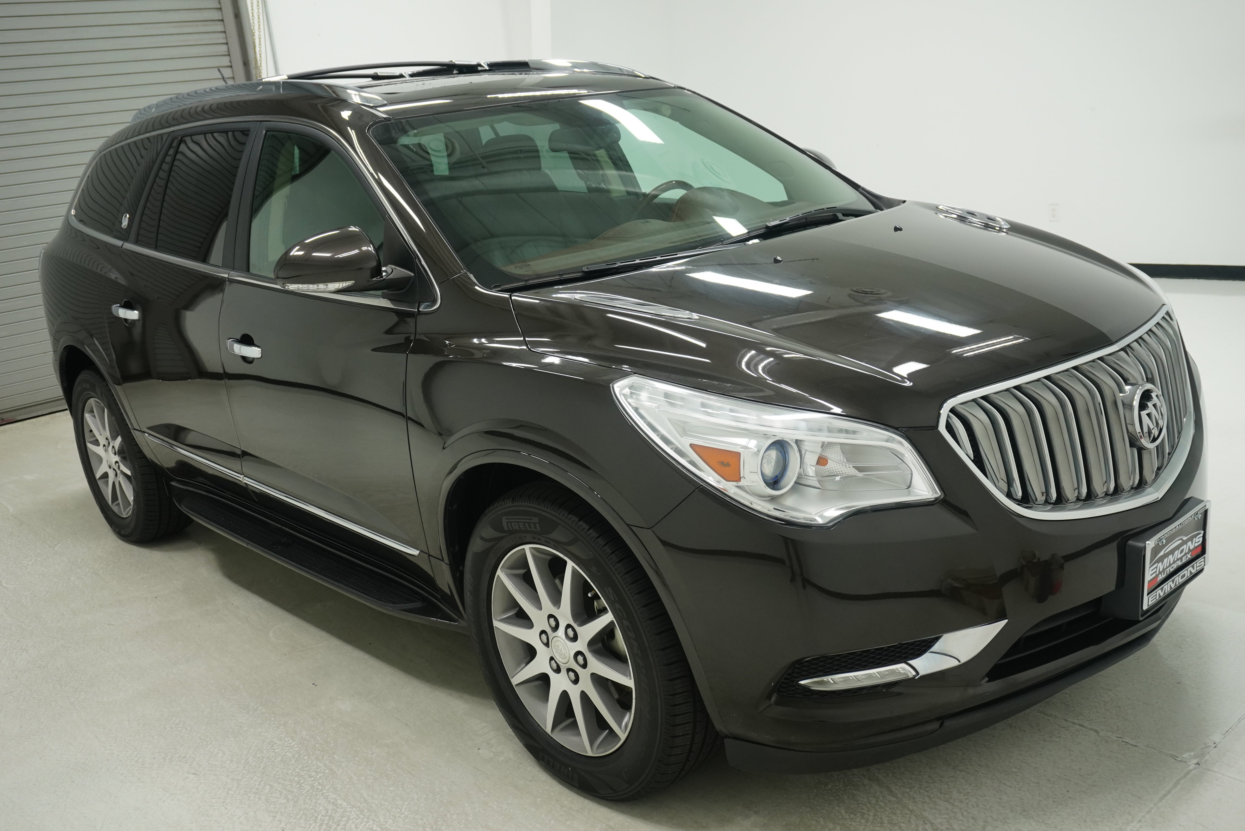 Used 2013 Buick Enclave Leather FWD image 3
