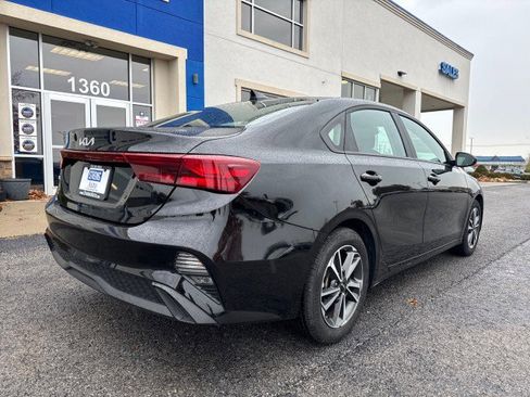 Used 2024 Kia Forte LXS image 16