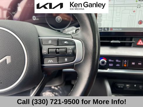 Certified 2023 Kia Sportage SX AWD/4WD image 29