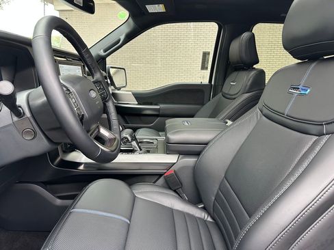 New 2025 Ford F150 Platinum w/ Equipment Group 702A High image 32