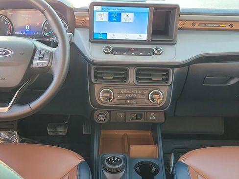 Certified 2022 Ford Maverick Lariat image 18