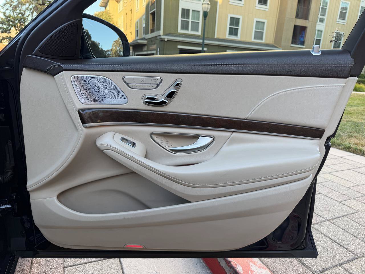 Used 2019 Mercedes-Benz S 560 Sedan image 86