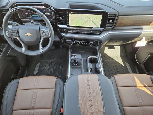 New 2026 Chevrolet Silverado 1500 High Country w/ Technology Package AWD/4WD image 19