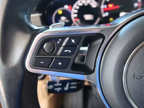 Used 2019 Porsche Panamera RWD image 18