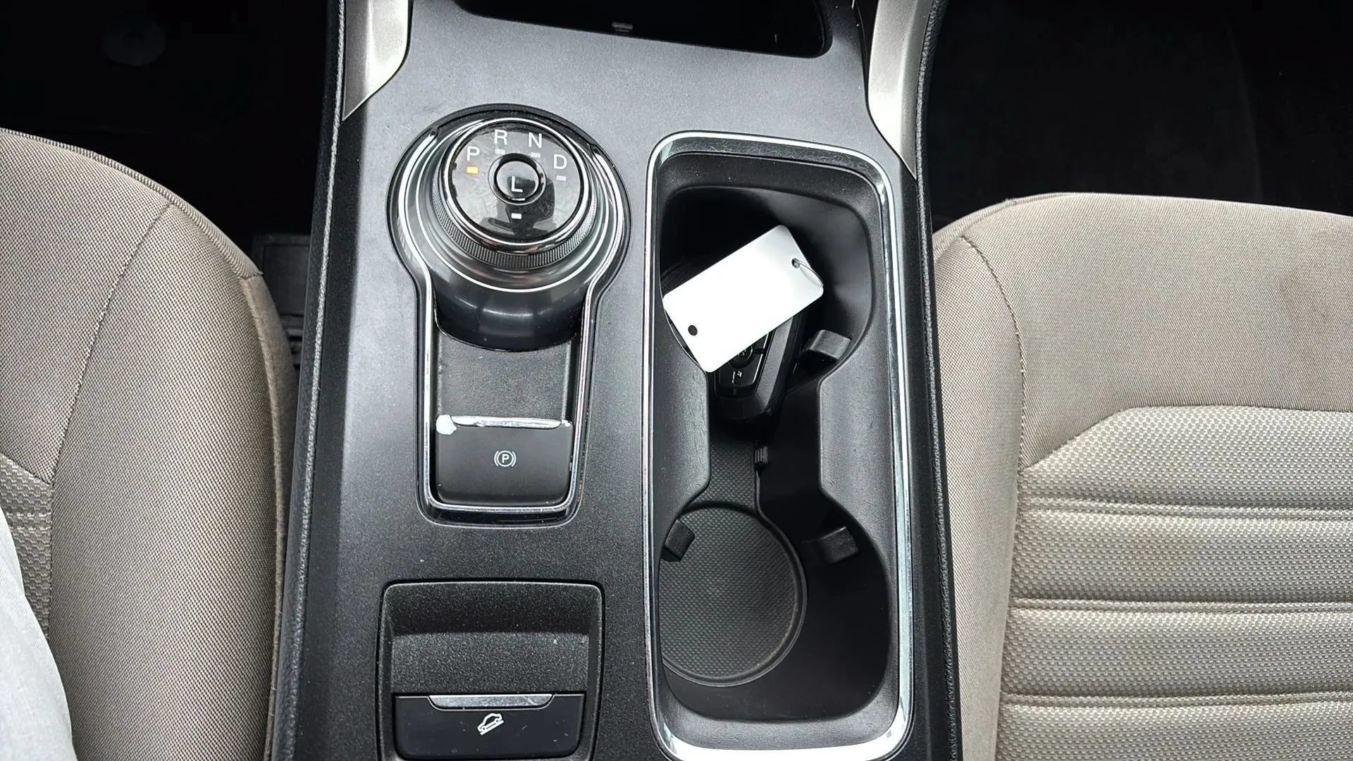Used 2019 Ford Fusion S FWD image 16