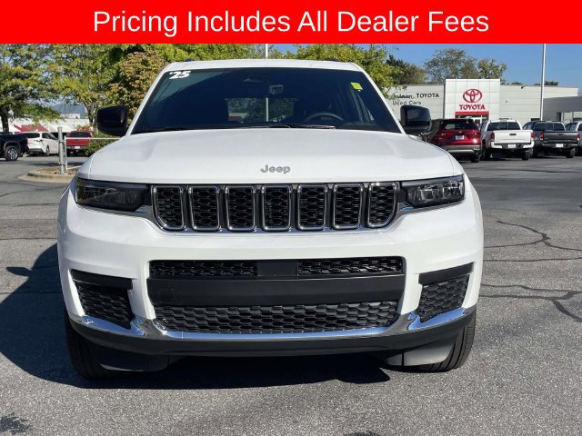 Used 2025 Jeep Grand Cherokee L Laredo AWD/4WD image 8