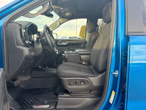 Used 2023 Chevrolet Silverado 1500 RST image 12