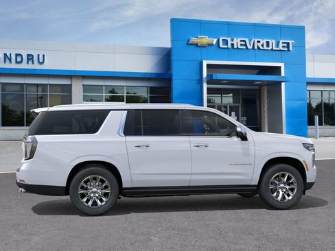 New 2026 Chevrolet Suburban Premier AWD/4WD image 5