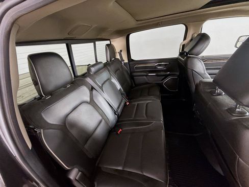 Used 2019 RAM 1500 Laramie AWD/4WD image 28