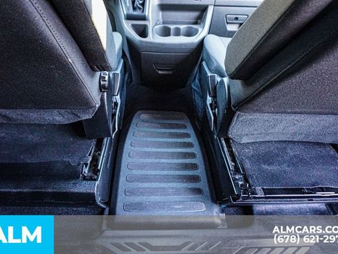 Used 2024 Ford Transit 350 XLT image 35