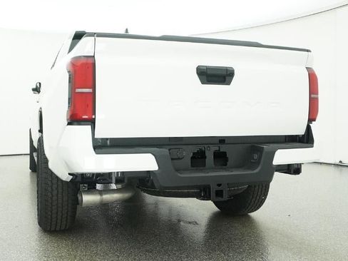 Used 2026 Toyota Tacoma SR5 RWD image 22