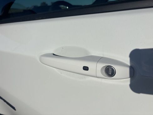 New 2026 Jeep Compass Latitude image 8