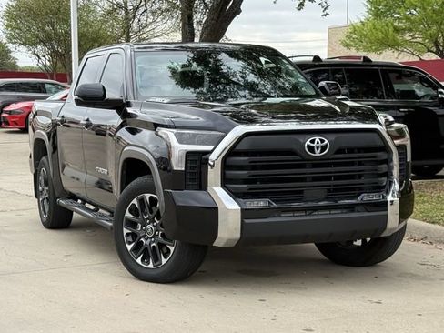 Used 2024 Toyota Tundra Limited w/ Power Package image 2