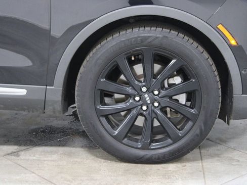 Used 2021 Lincoln Nautilus Reserve w/ Equipment Group 201A image 12