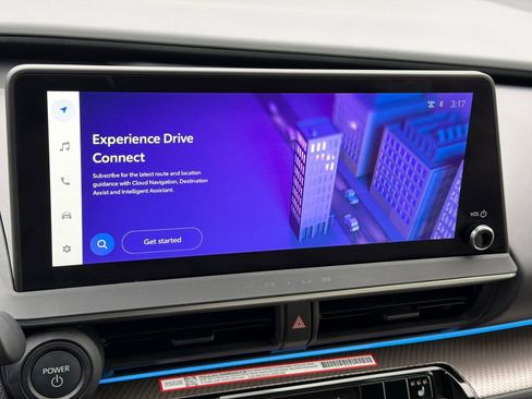 Used 2024 Toyota Prius XLE image 23