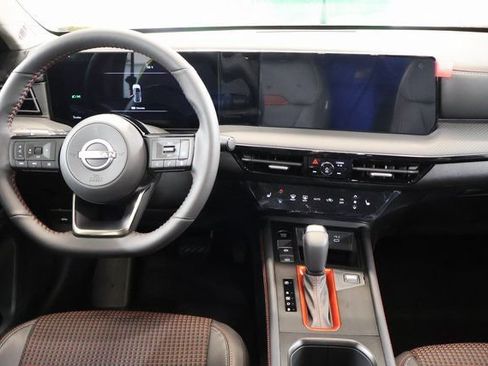 New 2026 Nissan Kicks SR w/ SR Premium Package AWD/4WD image 13