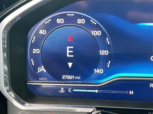 Used 2022 Chevrolet Silverado 1500 RST image 12