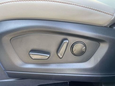 New 2026 Ford Explorer Active w/ Active Comfort Package image 18