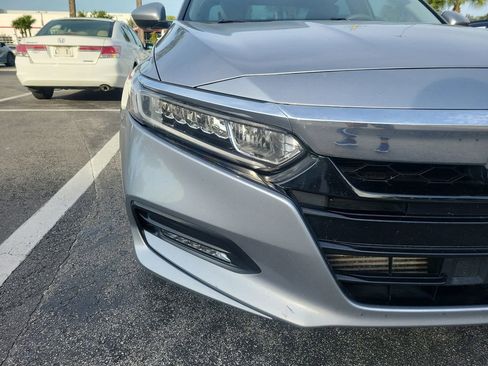 Used 2020 Honda Accord EX image 8