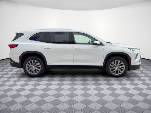 Used 2025 Buick Enclave Preferred w/ LPO, Floor Liner Package FWD image 8