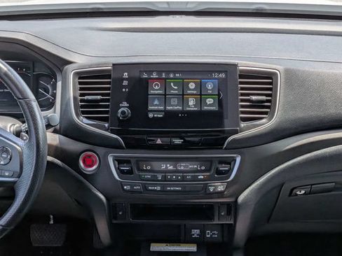 Used 2023 Honda Passport TrailSport image 18