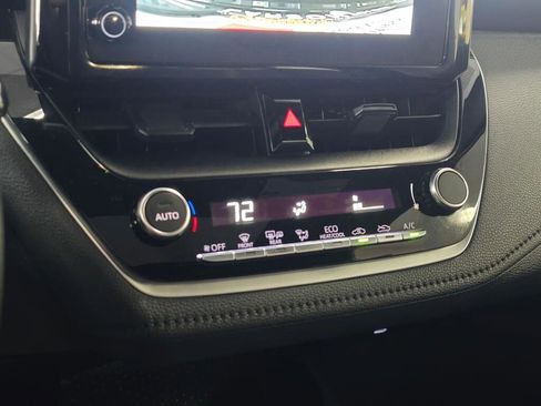 Certified 2023 Toyota Corolla SE w/ SE Package image 33