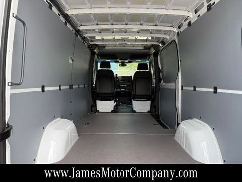 Used 2026 Mercedes-Benz Sprinter 2500 image 15