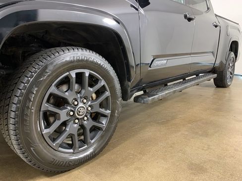 Used 2023 Toyota Tundra Platinum AWD/4WD image 2