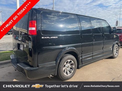 Used 2019 Chevrolet Express 2500 Work Van image 5