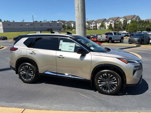 New 2026 Nissan Rogue Platinum AWD/4WD image 7
