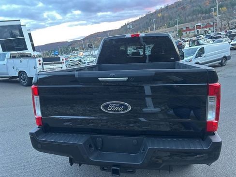 Used 2019 Ford F250 Lariat image 13