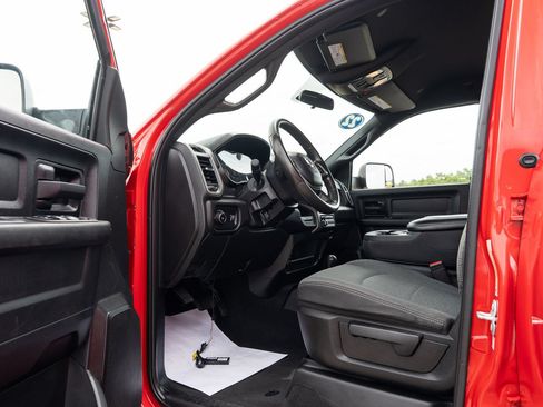 Used 2022 RAM 3500 Tradesman AWD/4WD image 18