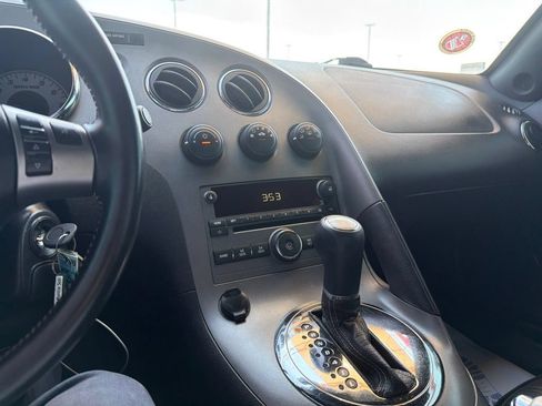 Used 2007 Pontiac Solstice Convertible w/ Premium Package RWD image 24