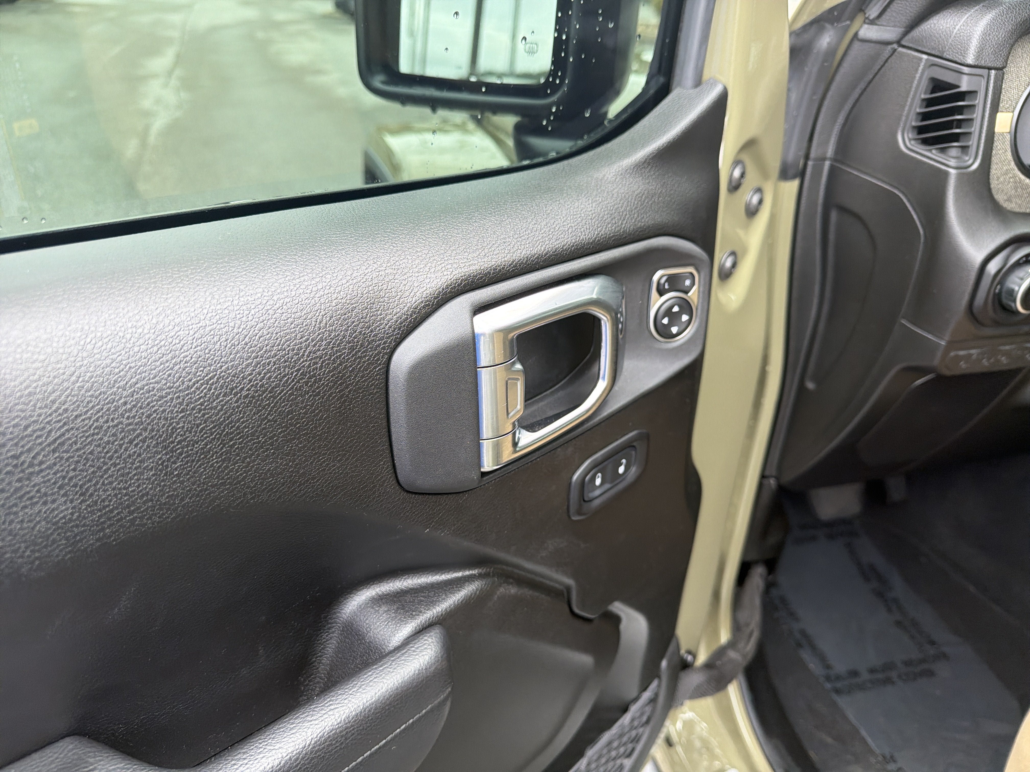 Used 2026 Jeep Wrangler Unlimited Sport AWD/4WD image 14